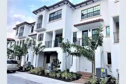 11717 SW 13th Ct #11717, Pembroke Pines, FL 33025 - Photo 1