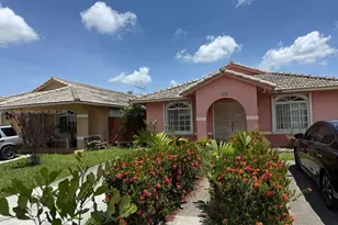 9703 NW 127th St, Hialeah Gardens, FL 33018 - Photo 1