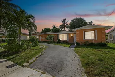 2370 NW 34th Ter, Lauderdale Lakes, FL 33311 - Photo 1