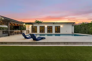 2400 NE 209th Terrace, Miami, FL 33180 - Photo 1