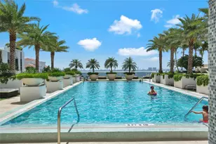 600 NE 27th St, Miami, FL 33137 - Photo 1