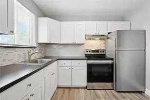 793 NW 91st St, Miami, FL 33150 - Photo 1