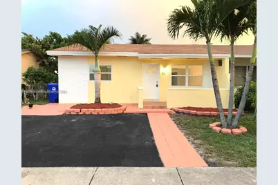 6710 SW 18th Ct, North Lauderdale, FL 33068 - Photo 1