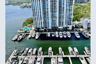 17301 Biscayne Blvd #2305, North Miami Beach, FL 33160 - Photo 1