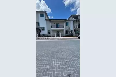 4239 NW 83rd Path, Doral, FL 33166 - Photo 1
