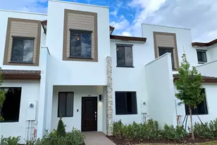 303 NE 208th Terrace, Miami, FL 33179 - Photo 1