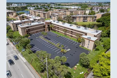 706 NW 87th Ave #302, Miami, FL 33172 - Photo 1