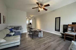 75 Washington Ave, Miami Beach, FL 33139 - Photo 1