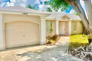 11847 SW 102nd St, Miami, FL 33186 - Photo 1