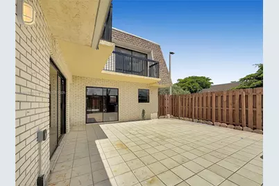 8103 SW 24th St #B32, North Lauderdale, FL 33068 - Photo 1