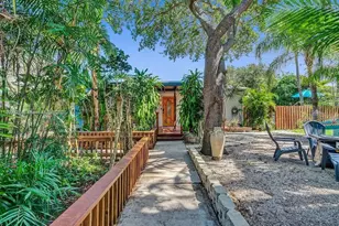 110 SW 5th St, Hallandale Beach, FL 33009 - Photo 1