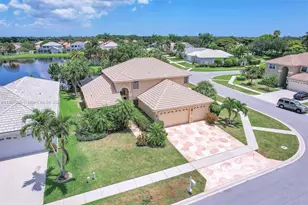 6201 Floridian Cir, Lake Worth, FL 33463 - Photo 1