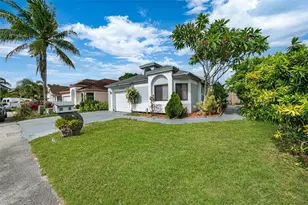 620 Laurel Way, North Lauderdale, FL 33068 - Photo 1