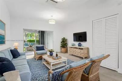 31 Whitehead Cir, Weston, FL 33326 - Photo 1