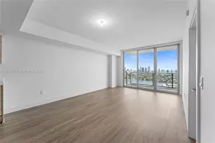 16385 Biscayne Blvd, North Miami Beach, FL 33160 - Photo 1