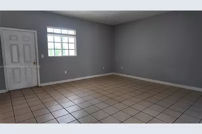 374 NE 26th Ave #203, Homestead, FL 33033 - Photo 1