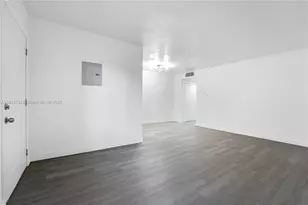 610 NE 123rd St, North Miami, FL 33161 - Photo 1