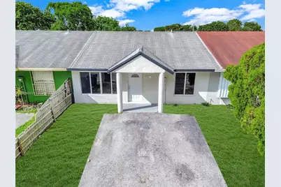 18016 NW 40th Ct, Miami Gardens, FL 33055 - Photo 1