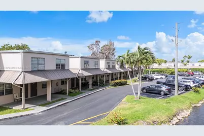 4100 NW 16th Ave #34, Oakland Park, FL 33309 - Photo 1