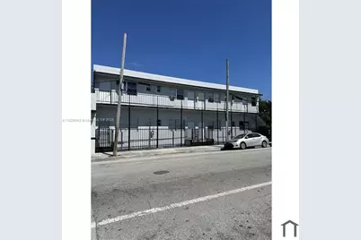 467 NW 8th St #15, Miami, FL 33136 - Photo 1