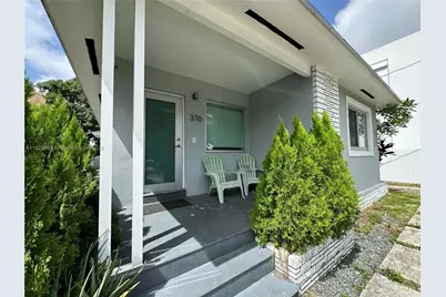 370 SW 17th Rd #370, Miami, FL 33129 - Photo 1