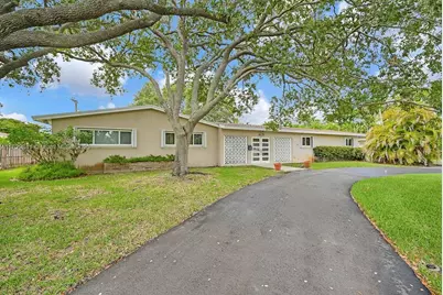 8240 SW 141st St, Palmetto Bay, FL 33158 - Photo 1