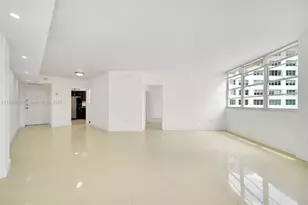 801 Brickell Bay Dr, Miami, FL 33131 - Photo 1