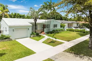 431 Gerona Ave, Coral Gables, FL 33146 - Photo 1