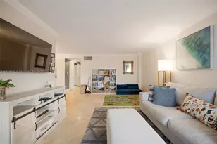 1030 9th St, Miami Beach, FL 33139 - Photo 1