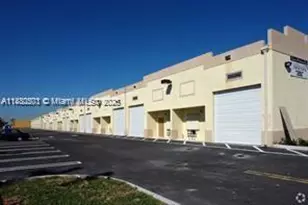 13816 SW 142nd Ave, Miami, FL 33186 - Photo 1