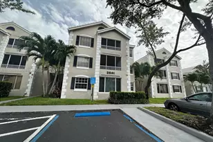 2841 N Oakland Forest Dr, Oakland Park, FL 33309 - Photo 1