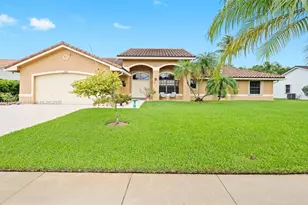 450 NW 195th Ave, Pembroke Pines, FL 33029 - Photo 1