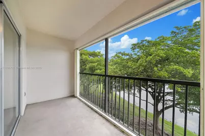 13701 SW 12th St #405A, Pembroke Pines, FL 33027 - Photo 1