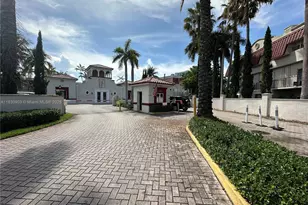 6707 N Kendall Dr, Pinecrest, FL 33156 - Photo 1