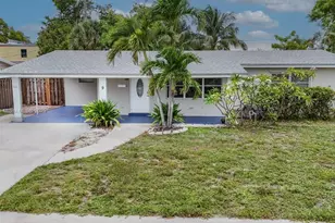 9 SE 10th Ct, Deerfield Beach, FL 33441 - Photo 1