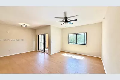 2807 Veronia Dr #202, Palm Beach Gardens, FL 33410 - Photo 1