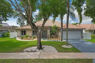 10077 N Springs Way, Coral Springs, FL 33076 - Photo 1