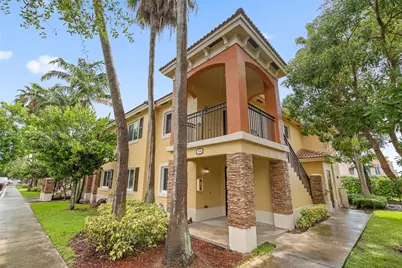 980 NE 33rd Ter #104, Homestead, FL 33033 - Photo 1