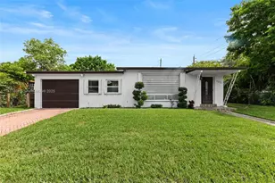 7201 Hayes St, Hollywood, FL 33024 - Photo 1