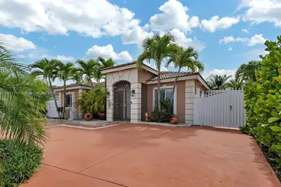 25235 SW 133rd Ave, Homestead, FL 33032 - Photo 1