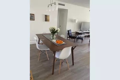 1239 Mariposa Ave #1, Coral Gables, FL 33146 - Photo 1