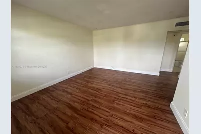 5420 NE 22nd Ter #17, Fort Lauderdale, FL 33308 - Photo 1