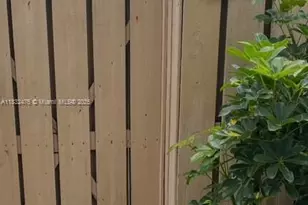 513 Green Springs Pl, West Palm Beach, FL 33409 - Photo 1