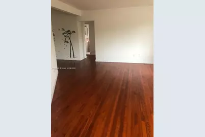 127 Phoenetia Ave #4, Coral Gables, FL 33134 - Photo 1