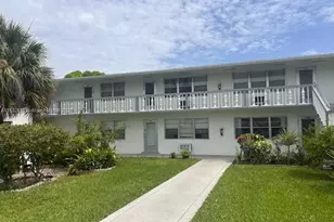367 Sheffield O, West Palm Beach, FL 33417 - Photo 1