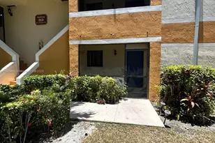 189 Lakeview Dr, Weston, FL 33326 - Photo 1