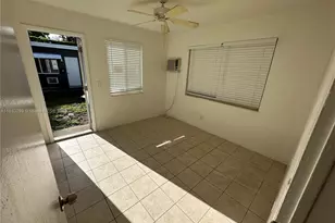 610 NE 12th Ave, Fort Lauderdale, FL 33304 - Photo 1
