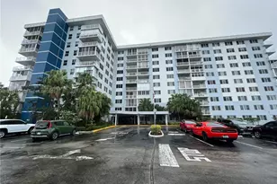 4200 Hillcrest Dr, Hollywood, FL 33021 - Photo 1