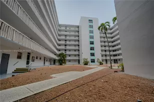 15600 NW 7th Ave, Miami, FL 33169 - Photo 1