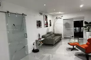 13920 Lake Placid Ct, Miami Lakes, FL 33014 - Photo 1